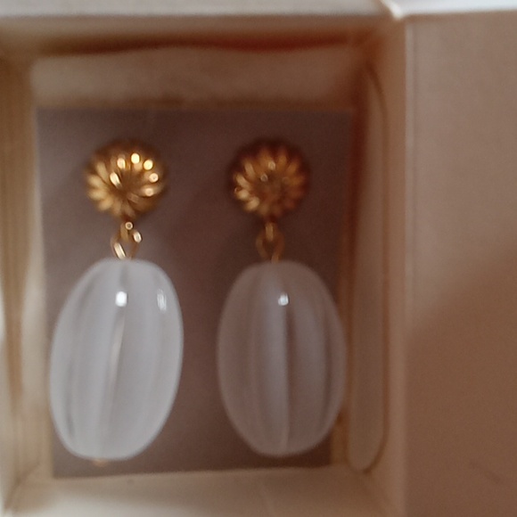 Avon Jewelry - 1989 vintage stud post earrings sparkling rope by avon nib